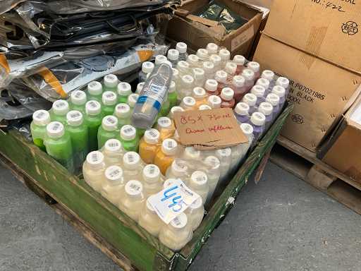 Différentes peintures de mélange (85x)