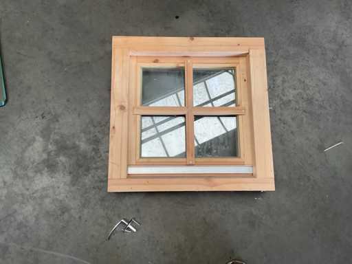 Houten raam in kozijn dubbelglas - 55x55 cm