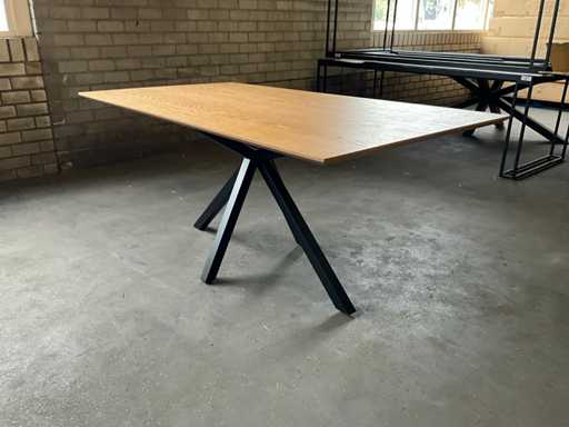 Table de salle à manger Praggio