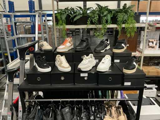 Batch of various Balr shoes (15x)