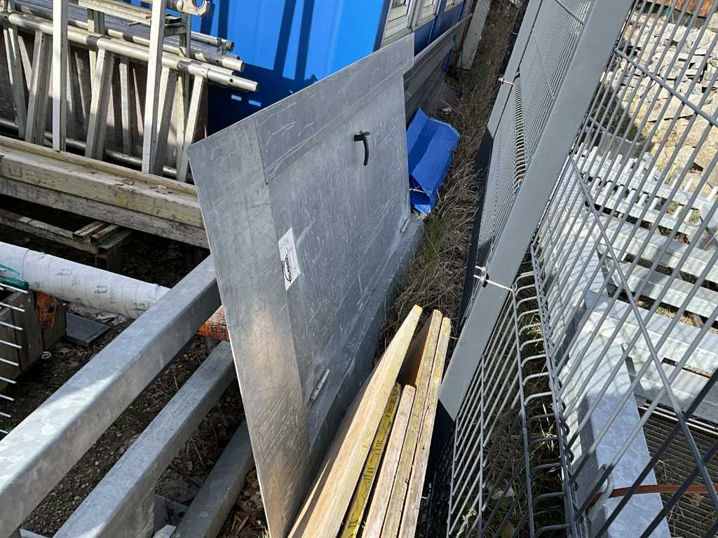 Construction site door