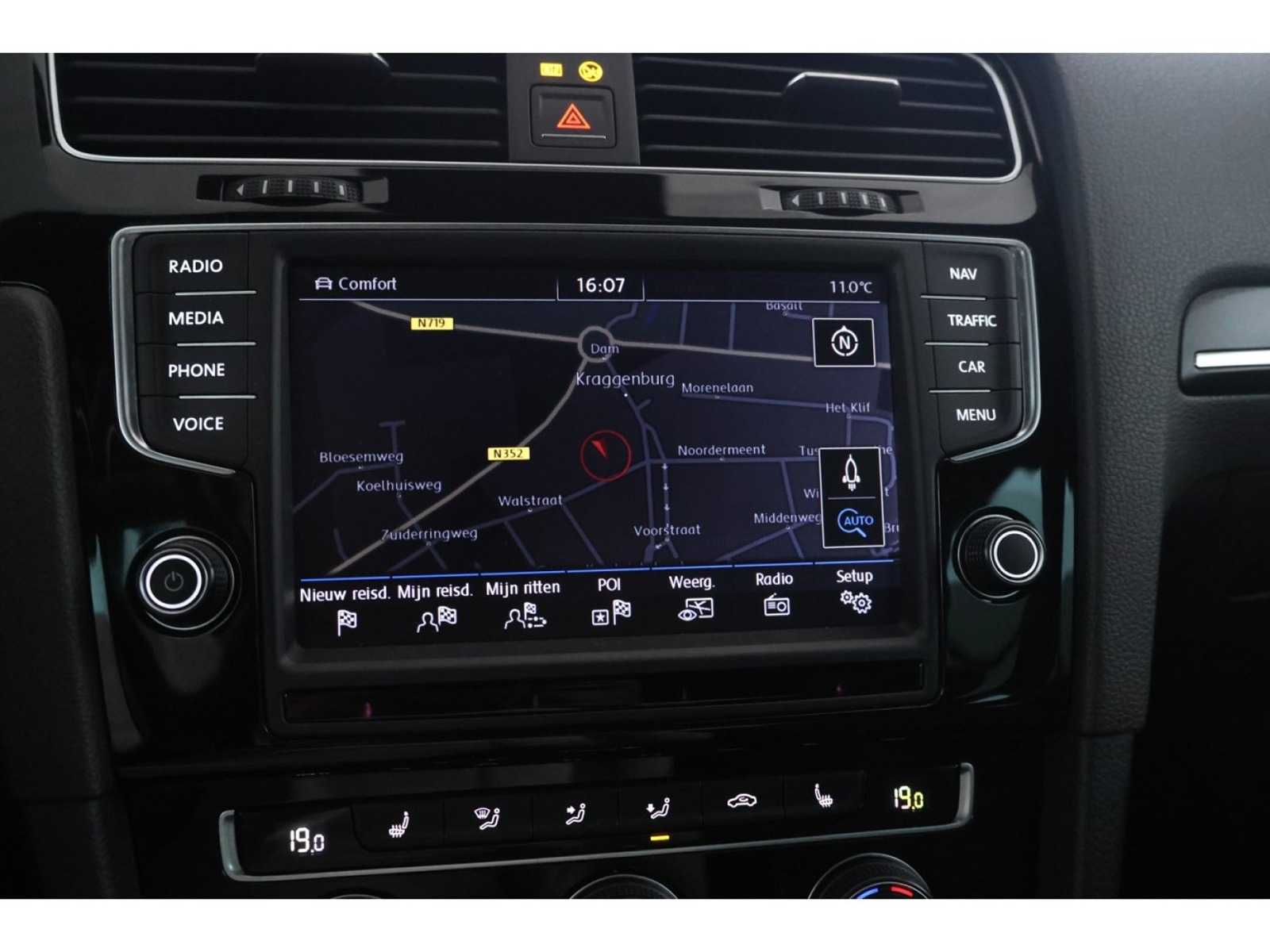 Volkswagen Golf R 4Motion 2.0 TSI 300pk 2014, S-411-FZ