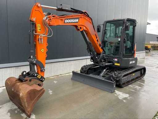 2022 Doosan DX50Z-7 – Krabbenbagger