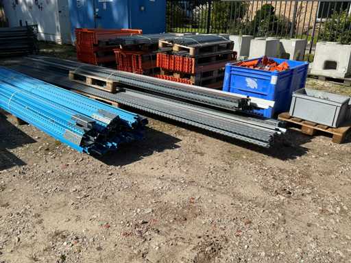 Batch of drive-in parts