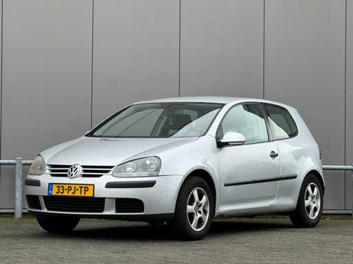 Volkswagen - 2004 - Golf - 1.4 Trendline - 33-PJ-TP