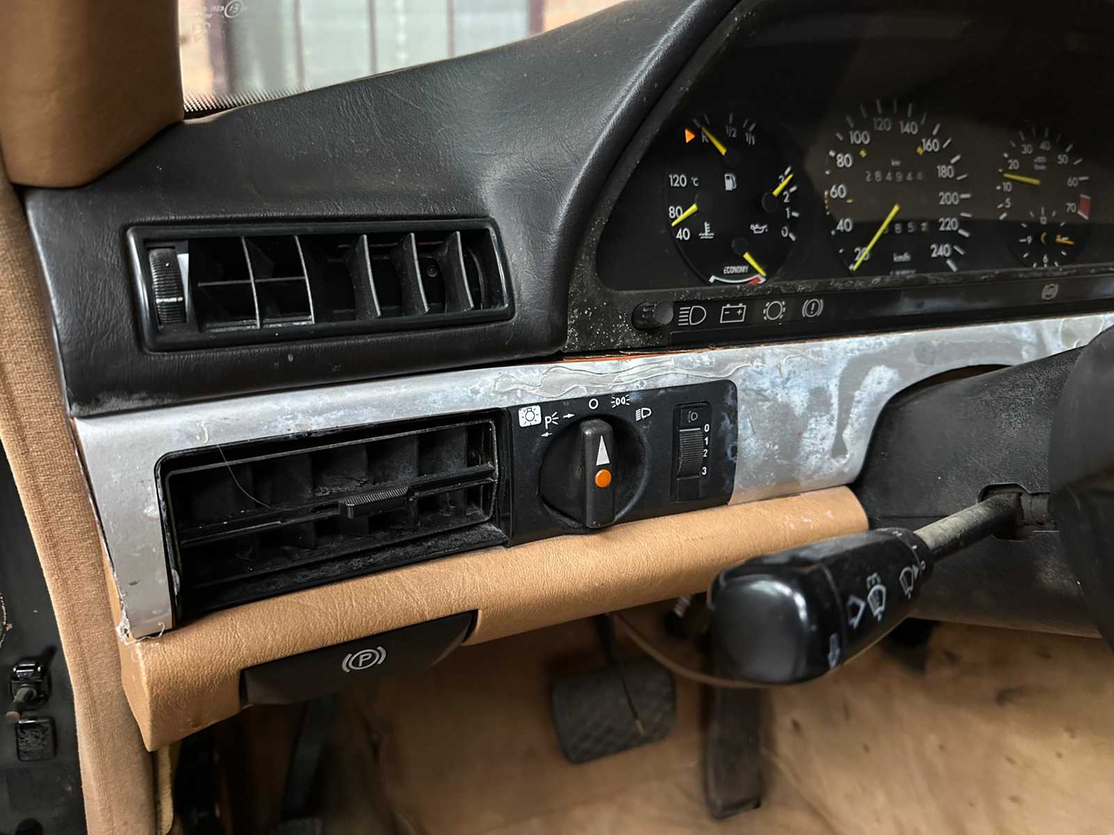 Mercedes-Benz 280 SEL 