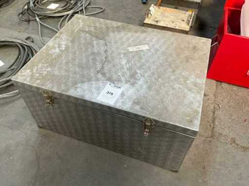 Boîte à outils en aluminium