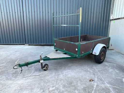 Trailer 750