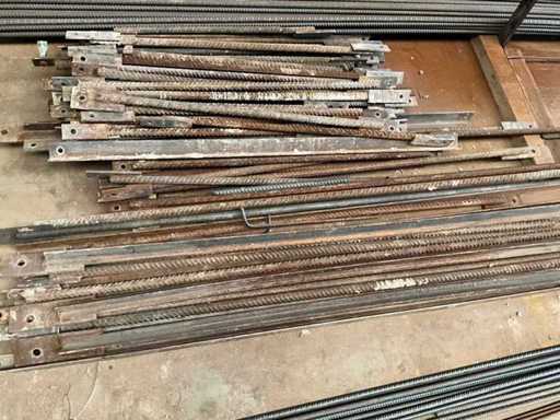 Ancoraggi di stabilizzazione in acciaio per elementi in calcestruzzo circa 100-300cm (70x)