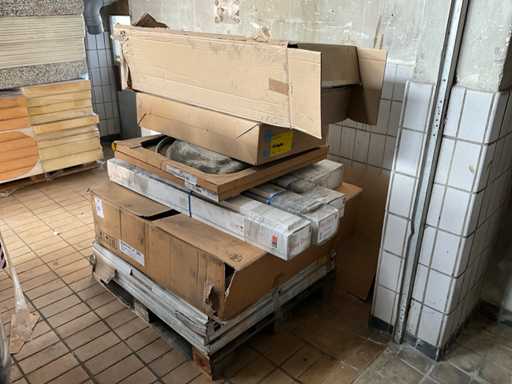 Lot de produits de finition sanitaire