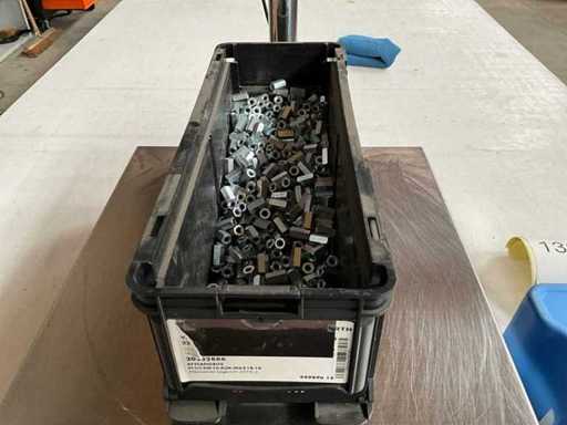 Würth 7.22kg Spacer M6x18-18 in stackable box