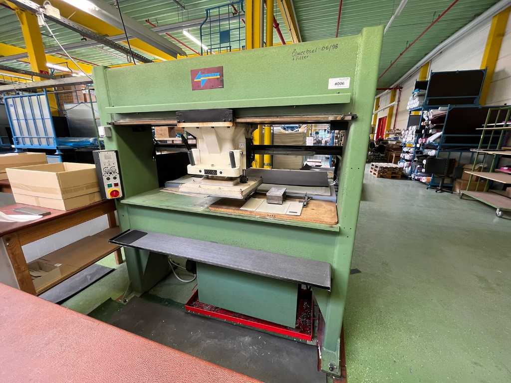 1992 J.SANDT AG F12142 punching machine