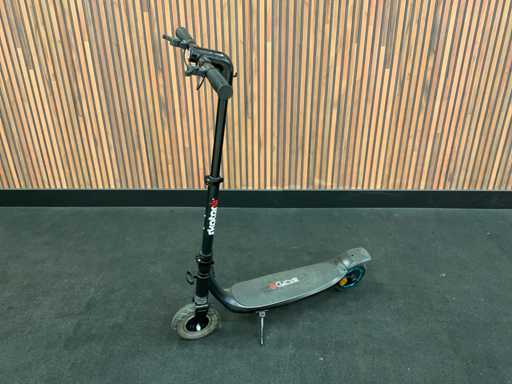 Scooter elettrico Skotero Curve