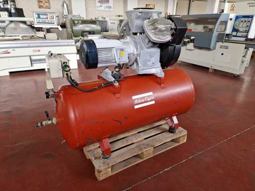 ATLAS COPCO 9 500/10 Compresseur à pistons - 1985