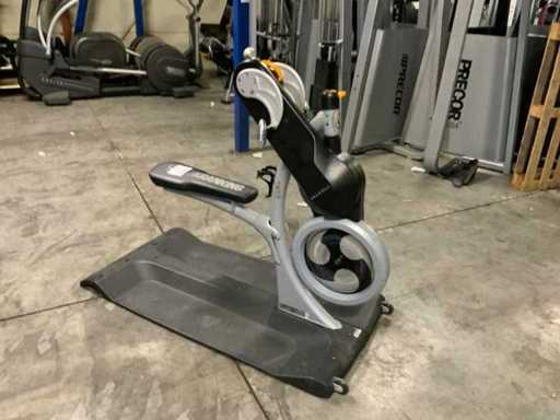 Trainer elliptique Matrix Johnny G Krankcycle