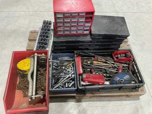 Batch of hand tools and various