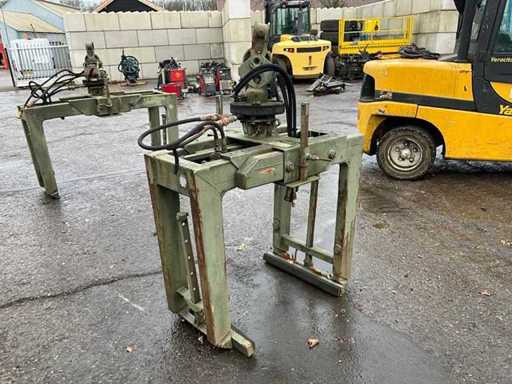 1989 B.M.E 854-6991 Stone clamp