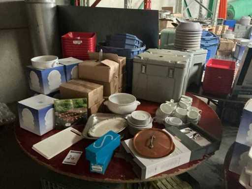 Partij diverse horecabenodigheden