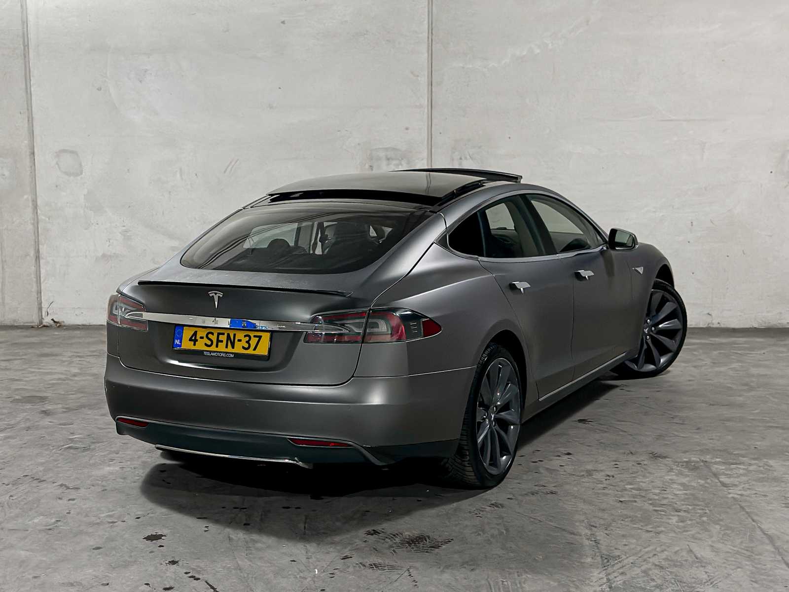 Tesla Model S 85 Performance 421pk 2013 (Origineel-NL) Free Supercharge, 4-SFN-37