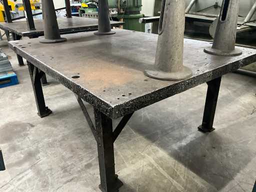 Welding table