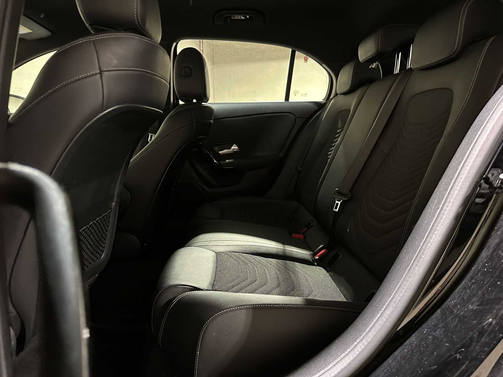 Mercedes-Benz A180 d 7G-DCT Business Solution A-Klasse 116pk 2020 (Origineel-NL+1e eigenaar), H-772-KD