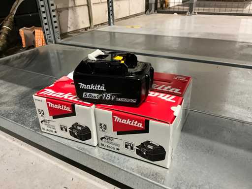 Makita 18V 5Ah Battery (4x)