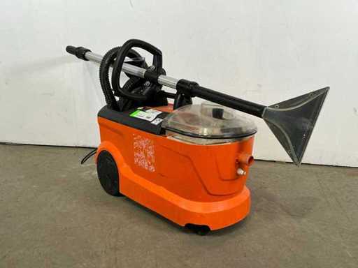 2016 Kärcher Puzzi 10/1 Carpet Cleaner