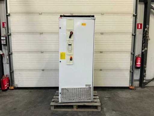 ABB ACS607-0140-3 Frequenzwandler mit Steuerbox