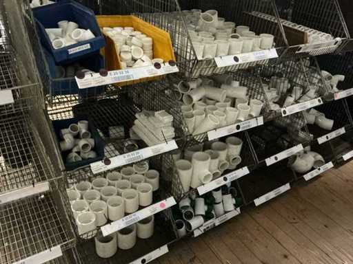 große Ladung PVC-Kupplungen