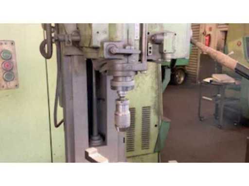 176471a6-2fba-482e-8aaa-3bbf1900eb38.mp4