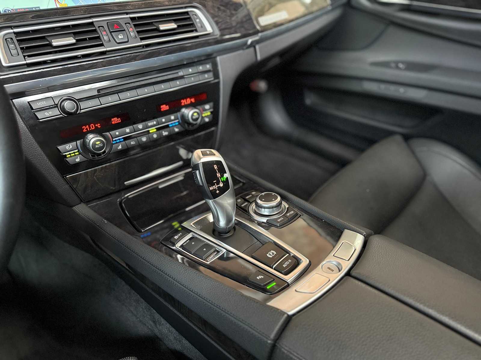 BMW ActiveHybrid7 F04 4.4 V8 465pk 2011, HZR-14-F