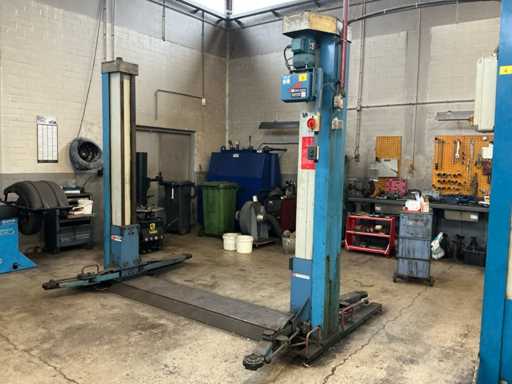 Ravaglioli KP 123D Hefbrug