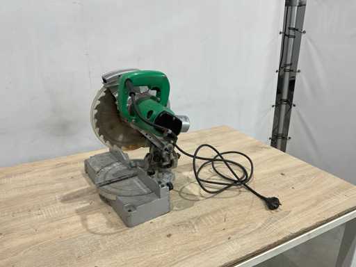 Sega circolare Hitachi C8FC