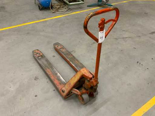 Hand hydraulic pallet truck