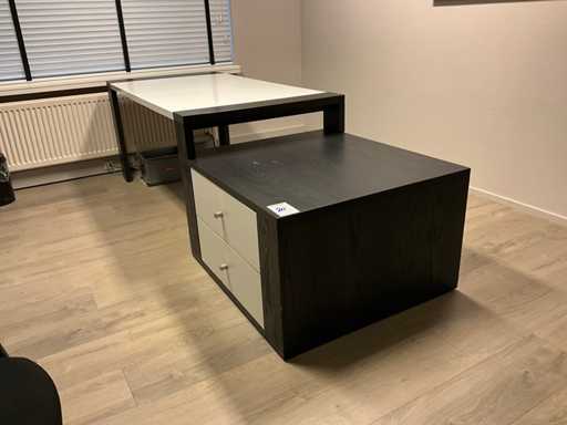 Scrivania con cassetto fisso