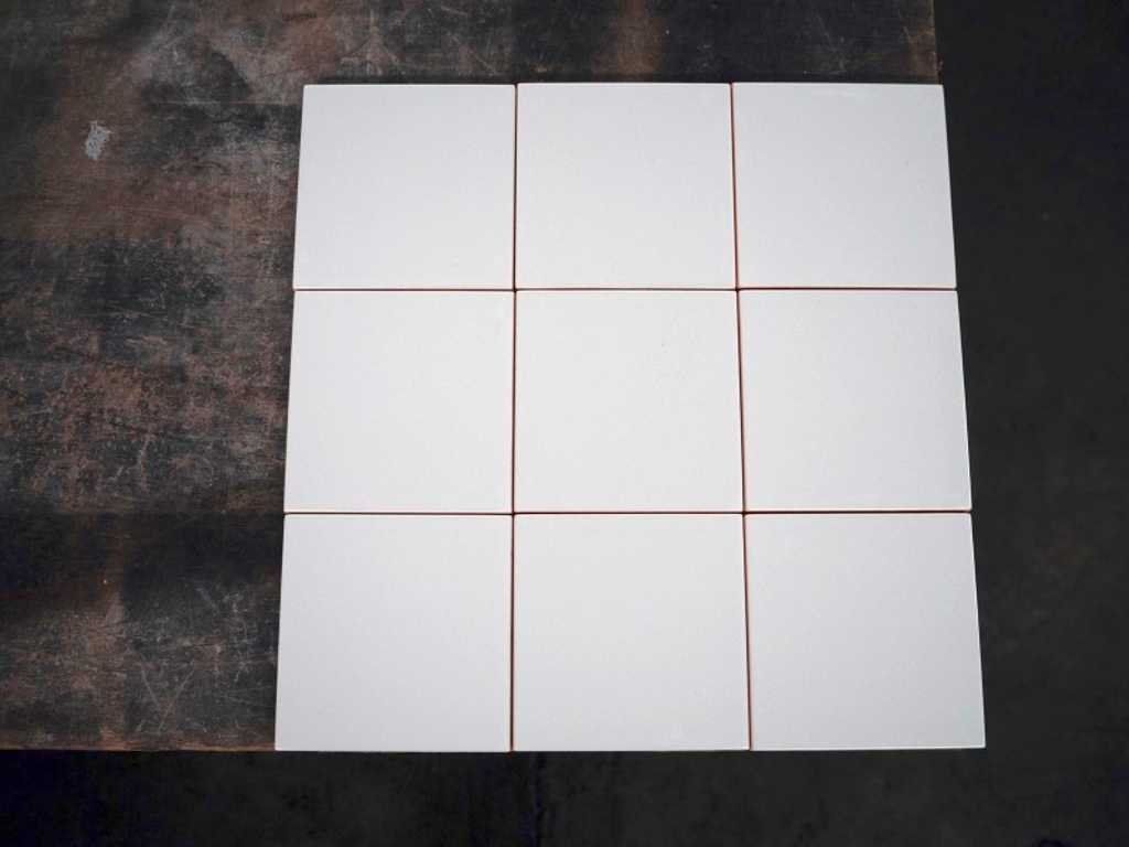 Ceramic tiles 74m²