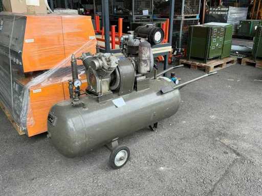 1975 Rotax Gasoline Compressor