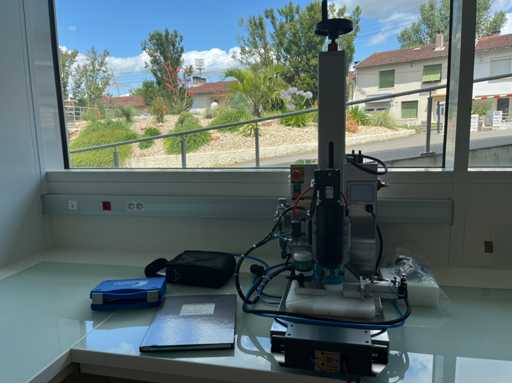 2019 MOM 669SV semi-automatische sluitmachine