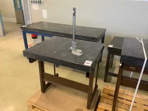 Granite Laboratory Table with Altimeter