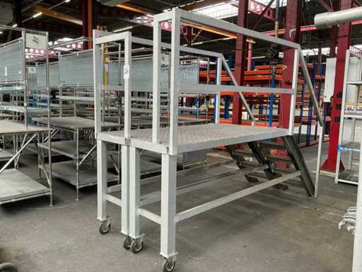 Escalier mobile de palier (2x)