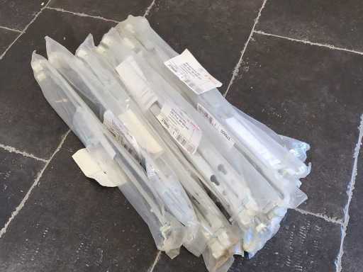 10 paar Wemefa Heizkörper Befestigung, Wandkonsolen Wandhalter 600 mm