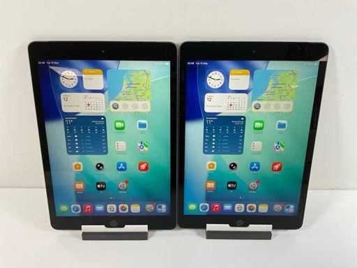 Apple iPad 8th Gen - Wi-Fi + Cellular - 32 GB - Space Gray (2x)