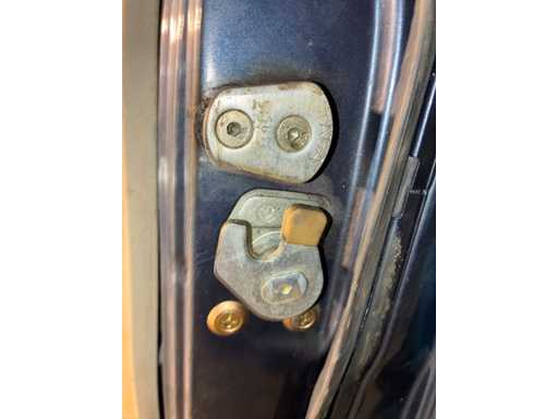 BMW - Passagiersdeur - E28 525 528 535 - Carrosseriedeel