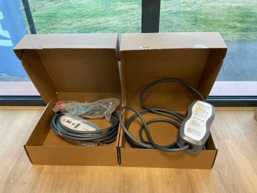 Chargeur portable Shell Recharge NP-32 EV (2x)