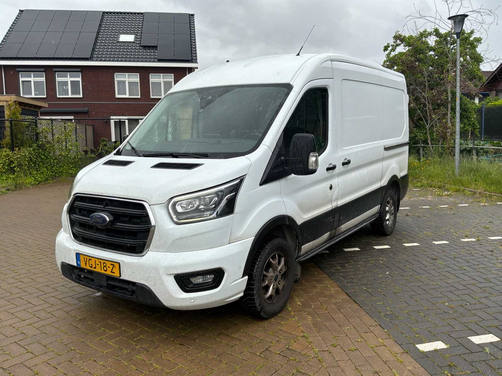Ford Transit 350 2.0 TDCI L2H2 Li Commercial Vehicle