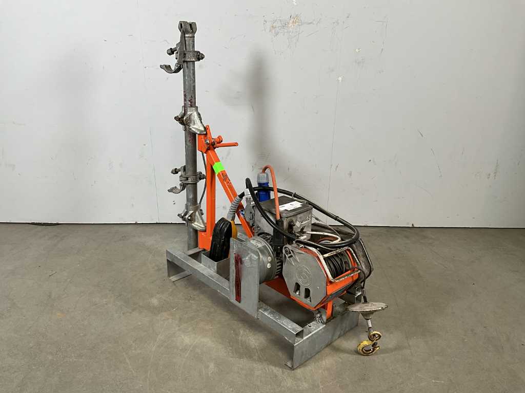 2015 Imer TR225 NF Scaffolding winch with swivel arm