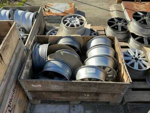 Konvolut von Alufelgen (8x)