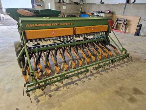 AMAZONE D7/30 SUPER S Drill