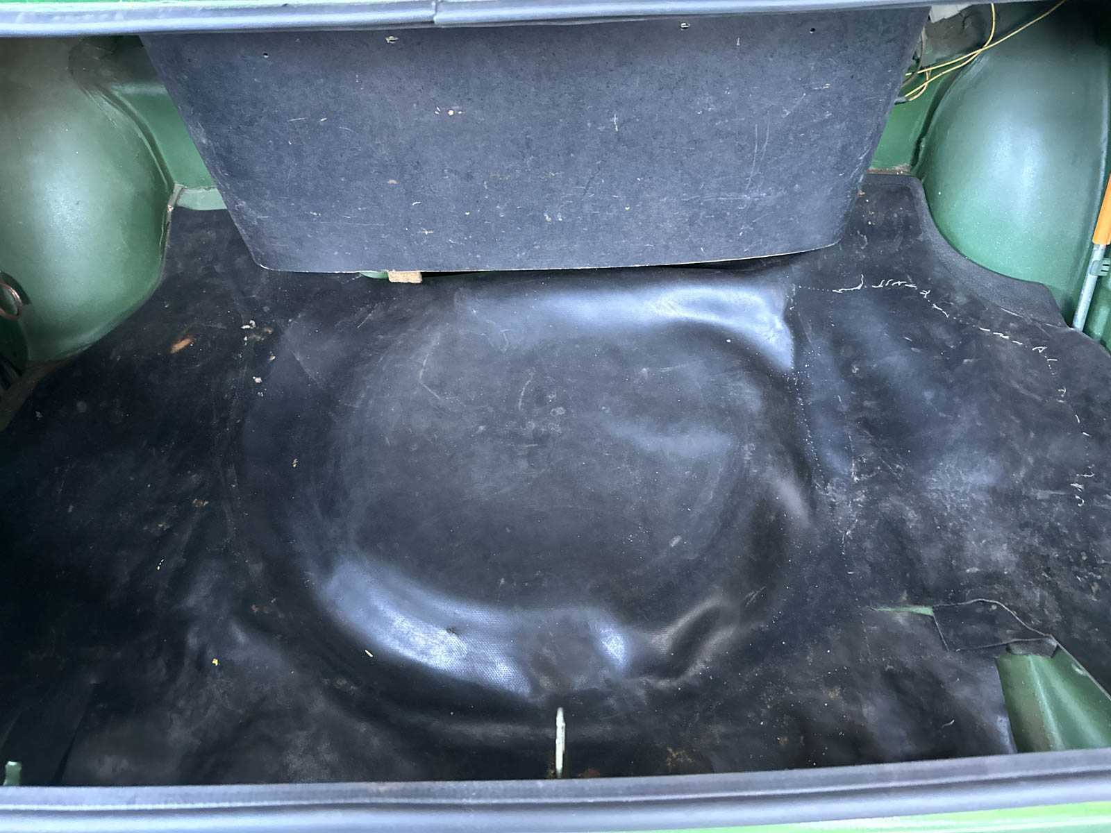 Toyota Carina 1.6 de Luxe 75pk 1976, 98-JU-66