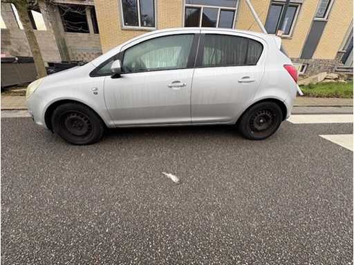 Opel - Corsa - 1.2-16V Selection - Car - 2010